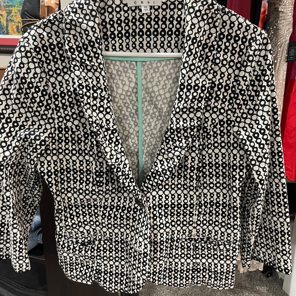 Cabi Black and White Patterned Women's Jacket